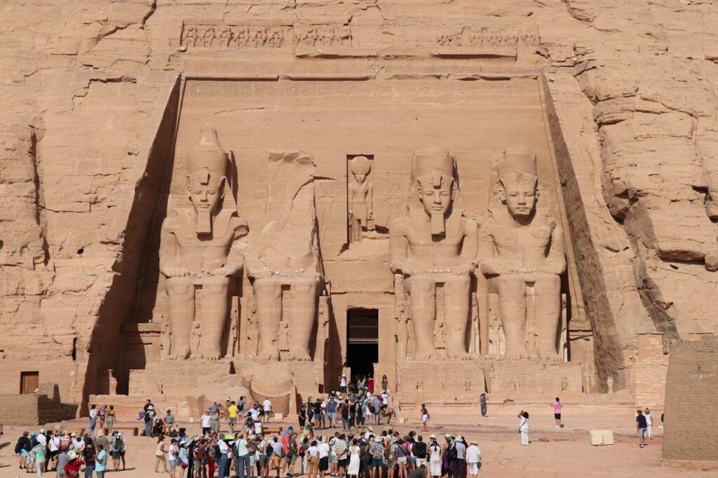Tour dei Misteri dei Geroglifici ad Abu Simbel